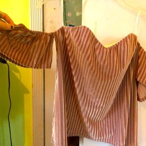 Lilac Off-The-Shoulder Velvet Top